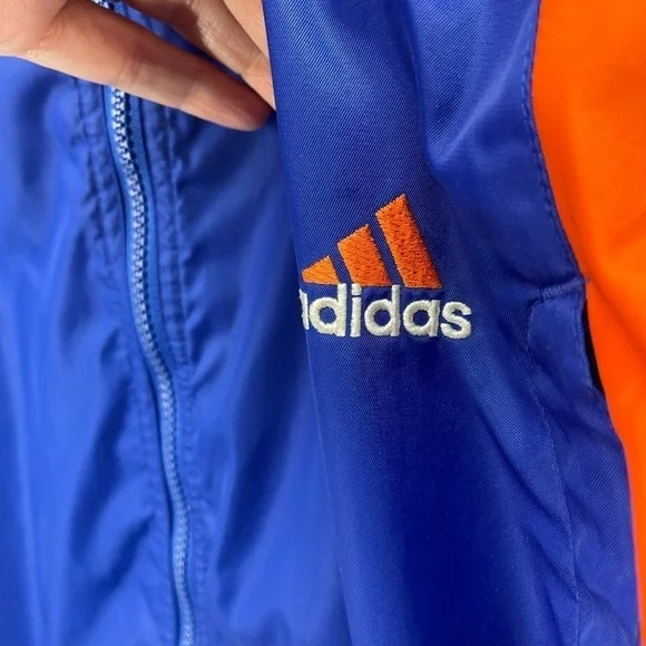 Vintage Adidas Windbreaker Size Large - Picture 3 of 6